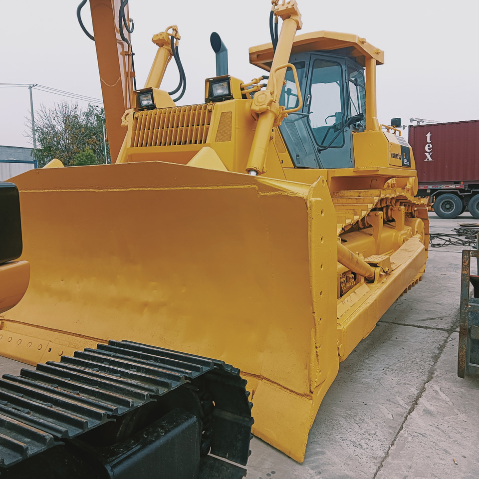 Komatsu D155A-5 - דחפור: תמונה 1 Komatsu D155A-5 - דחפור: תמונה 1