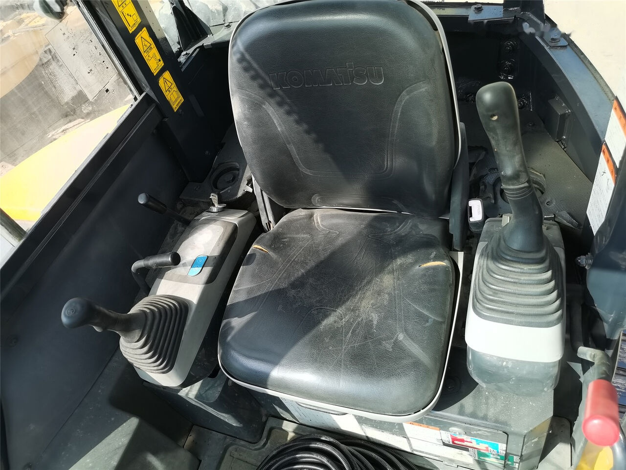 Komatsu PC35MR - מיני מחפר: תמונה 3 Komatsu PC35MR - מיני מחפר: תמונה 3