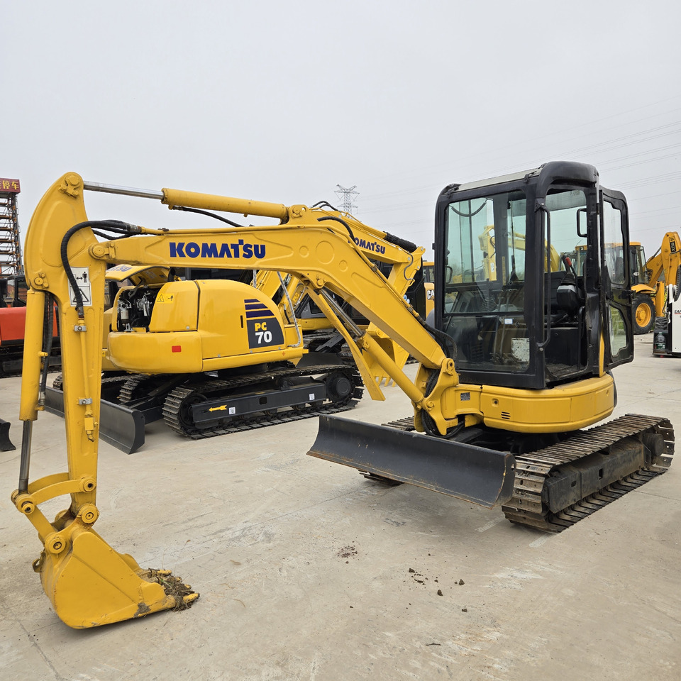 Komatsu PC35MR - מיני מחפר: תמונה 4 Komatsu PC35MR - מיני מחפר: תמונה 4