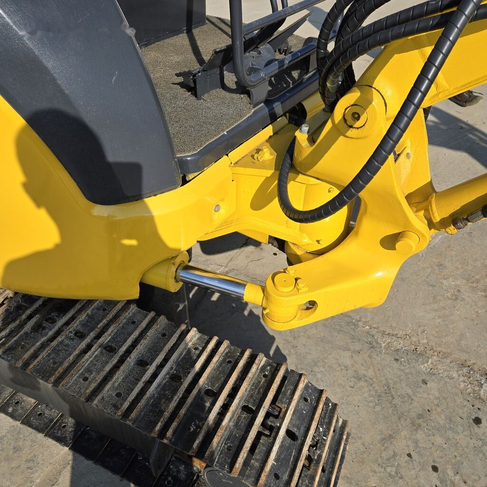 Komatsu PC35MR - מיני מחפר: תמונה 4 Komatsu PC35MR - מיני מחפר: תמונה 4