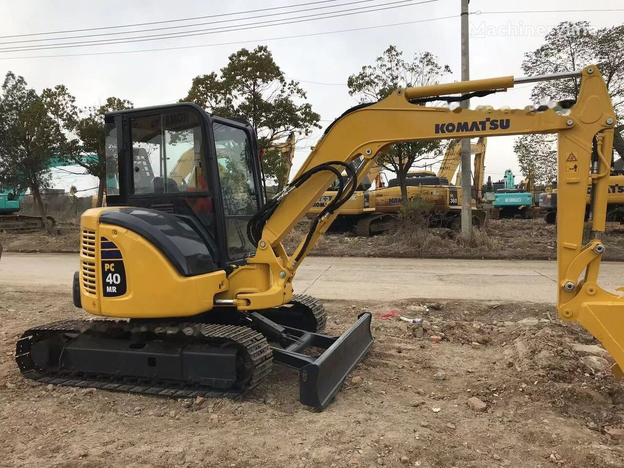 Komatsu PC40MR - מיני מחפר: תמונה 4 Komatsu PC40MR - מיני מחפר: תמונה 4