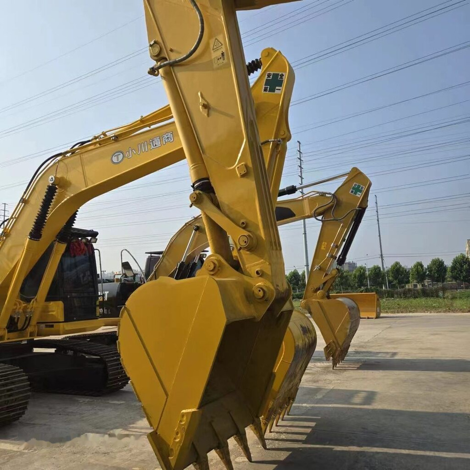 מחפר סורק Komatsu PC450-8: תמונה 11