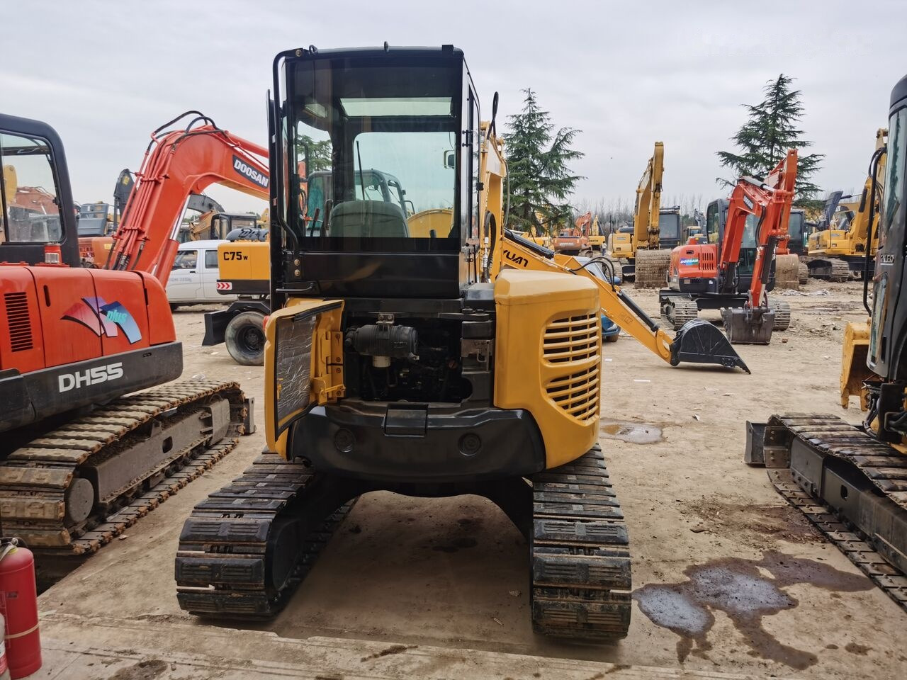 Komatsu PC50MR - מיני מחפר: תמונה 1 Komatsu PC50MR - מיני מחפר: תמונה 1