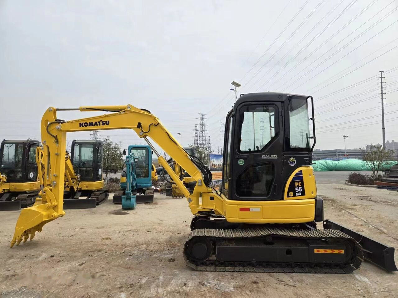 Komatsu PC55MR - מיני מחפר: תמונה 1 Komatsu PC55MR - מיני מחפר: תמונה 1