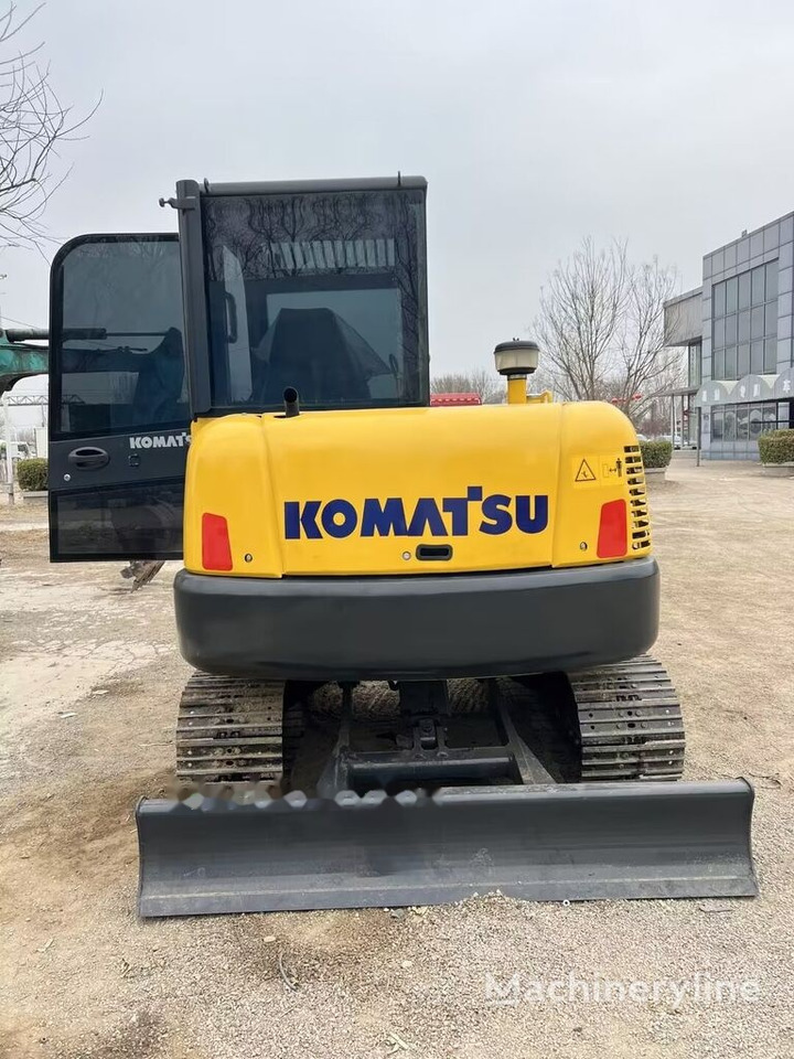 Komatsu PC56 - מיני מחפר: תמונה 2 Komatsu PC56 - מיני מחפר: תמונה 2