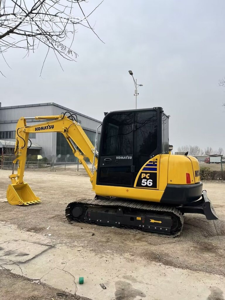 Komatsu PC56 - מיני מחפר: תמונה 1 Komatsu PC56 - מיני מחפר: תמונה 1