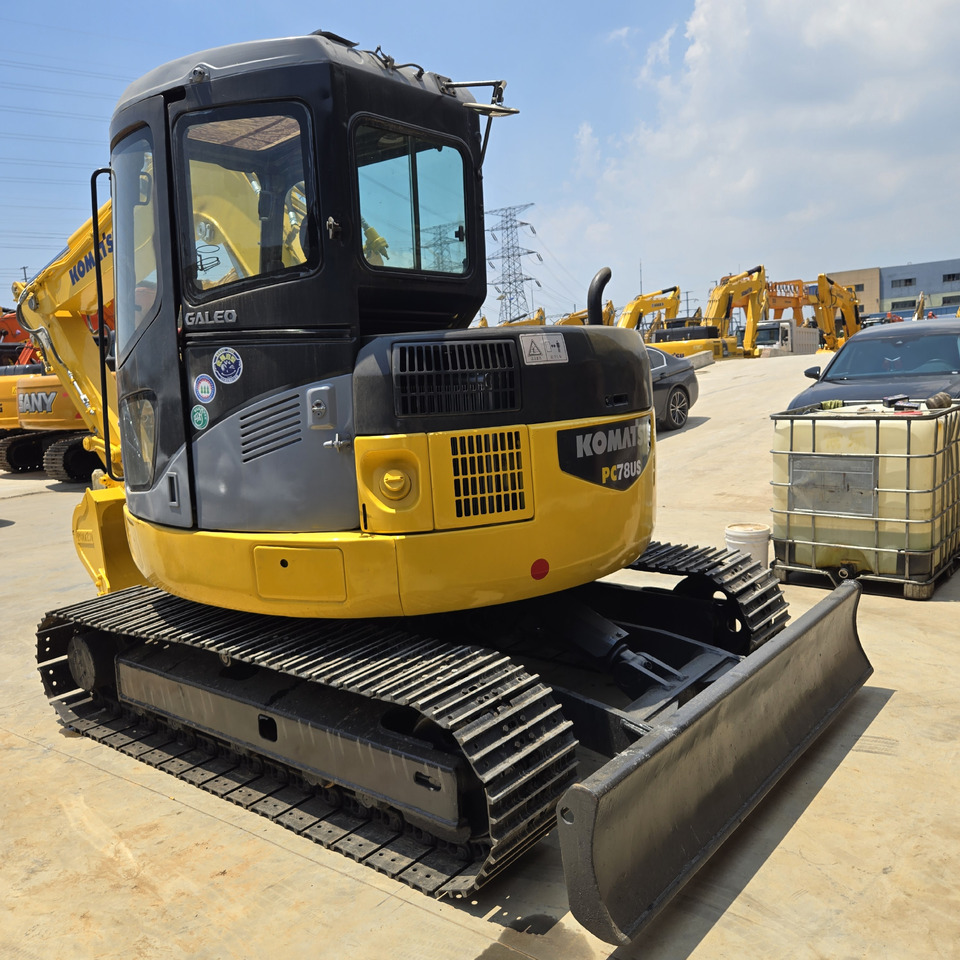Komatsu PC78US - מיני מחפר: תמונה 5 Komatsu PC78US - מיני מחפר: תמונה 5