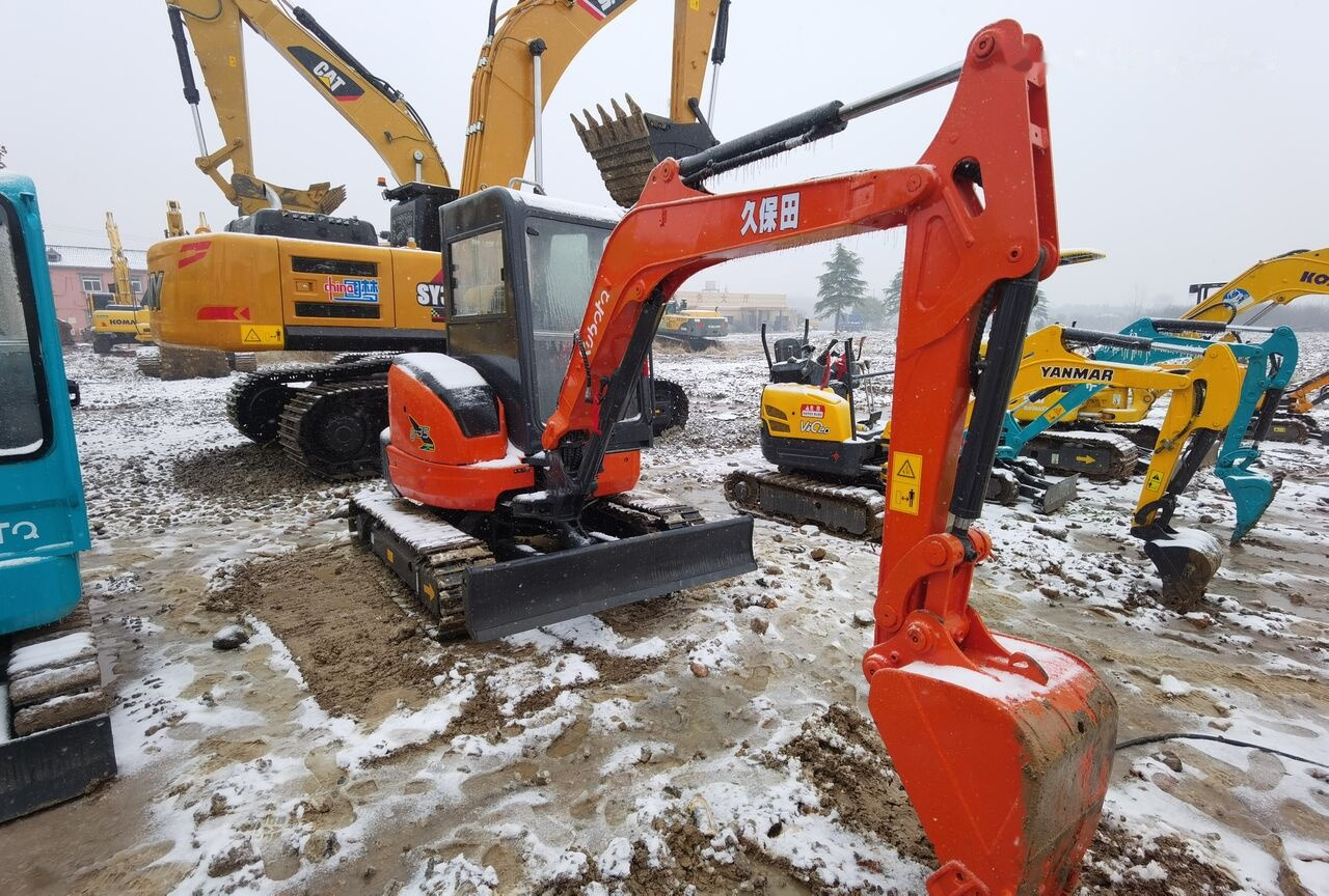 Kubota U35 - מיני מחפר: תמונה 4 Kubota U35 - מיני מחפר: תמונה 4