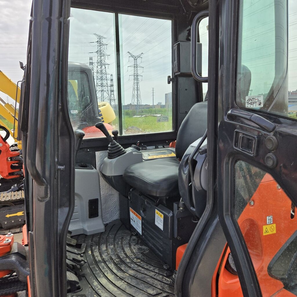 Kubota U55 - מיני מחפר: תמונה 4 Kubota U55 - מיני מחפר: תמונה 4