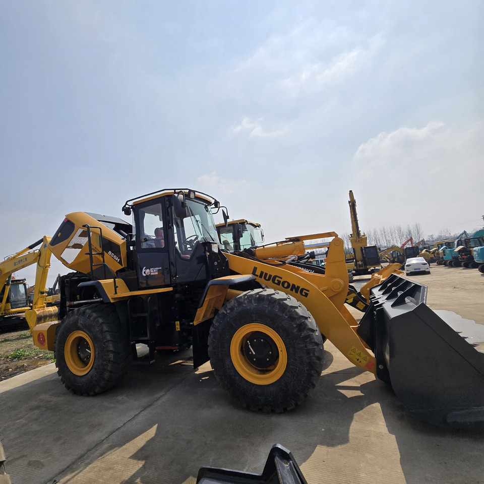 LIUGONG 856H - מעמיס גלגלים: תמונה 3 LIUGONG 856H - מעמיס גלגלים: תמונה 3