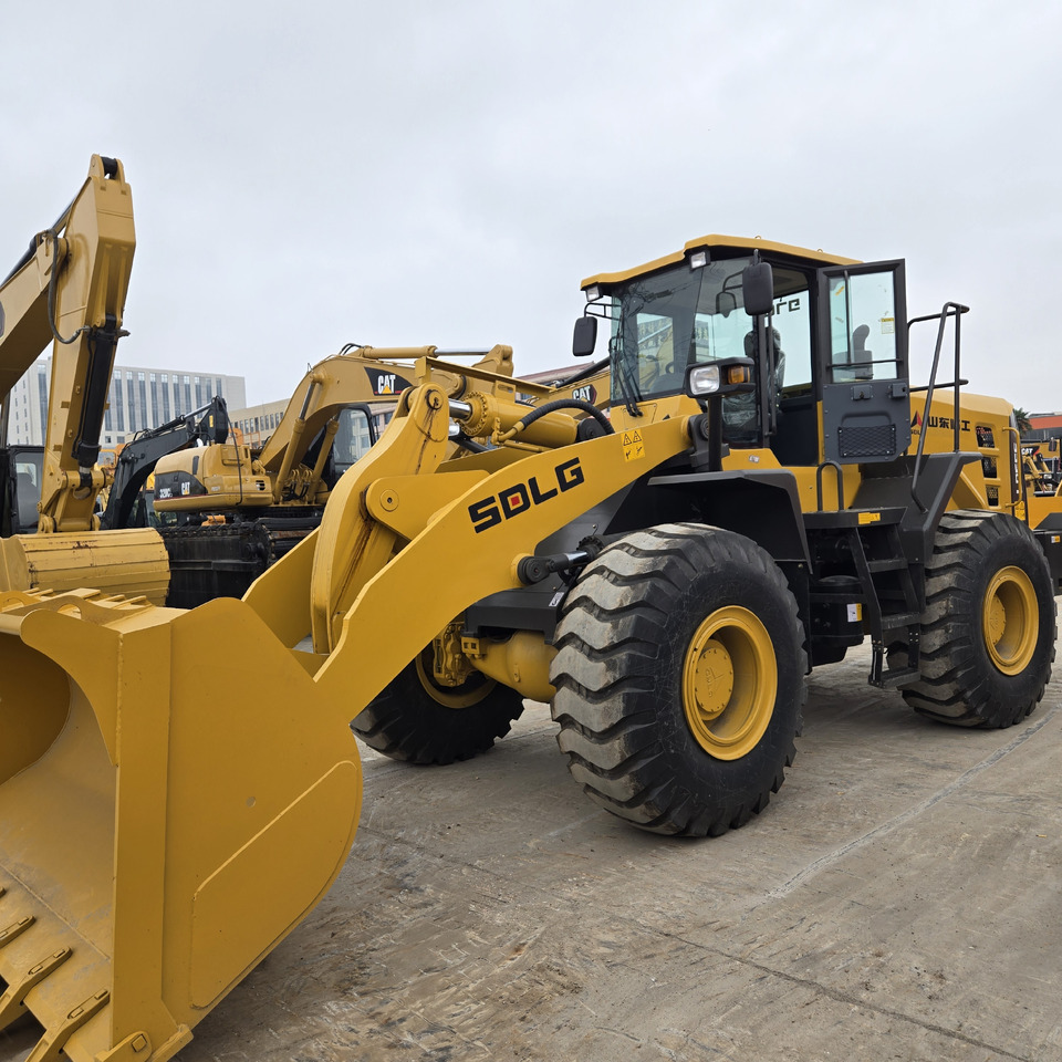 SDLG L956F - מעמיס גלגלים: תמונה 2 SDLG L956F - מעמיס גלגלים: תמונה 2