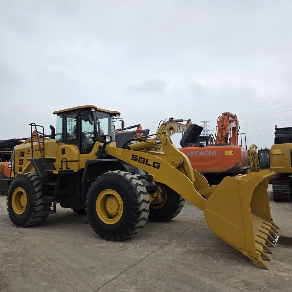 SDLG L956F - מעמיס גלגלים: תמונה 4 SDLG L956F - מעמיס גלגלים: תמונה 4