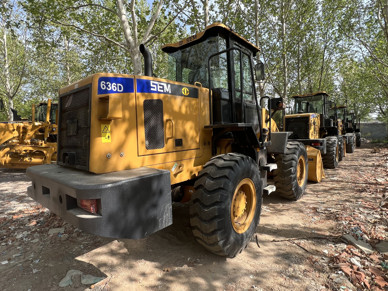 SEM SEM636D - מעמיס גלגלים: תמונה 3 SEM SEM636D - מעמיס גלגלים: תמונה 3