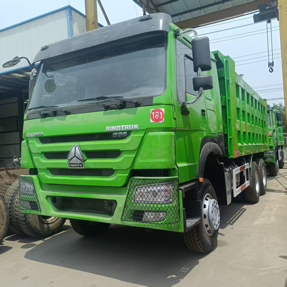 SINOTRUK HOWO 6x4 - מזהיר: תמונה 1 SINOTRUK HOWO 6x4 - מזהיר: תמונה 1