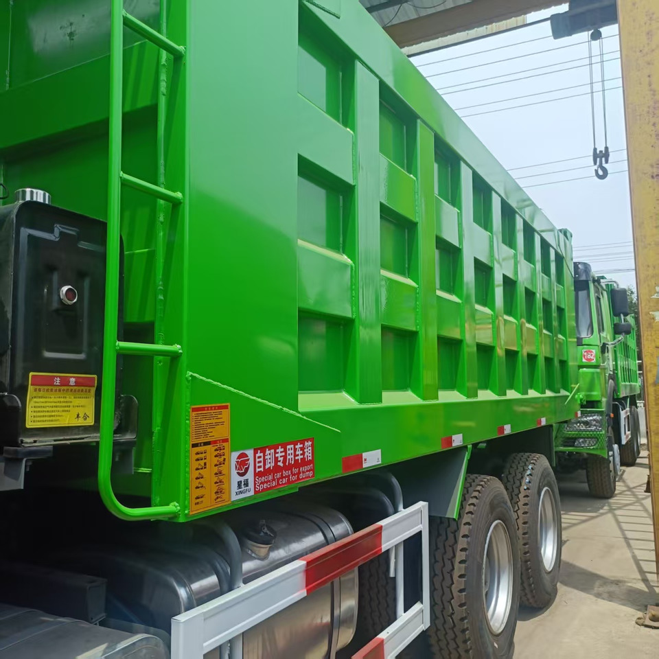 SINOTRUK HOWO 6x4 - מזהיר: תמונה 4 SINOTRUK HOWO 6x4 - מזהיר: תמונה 4