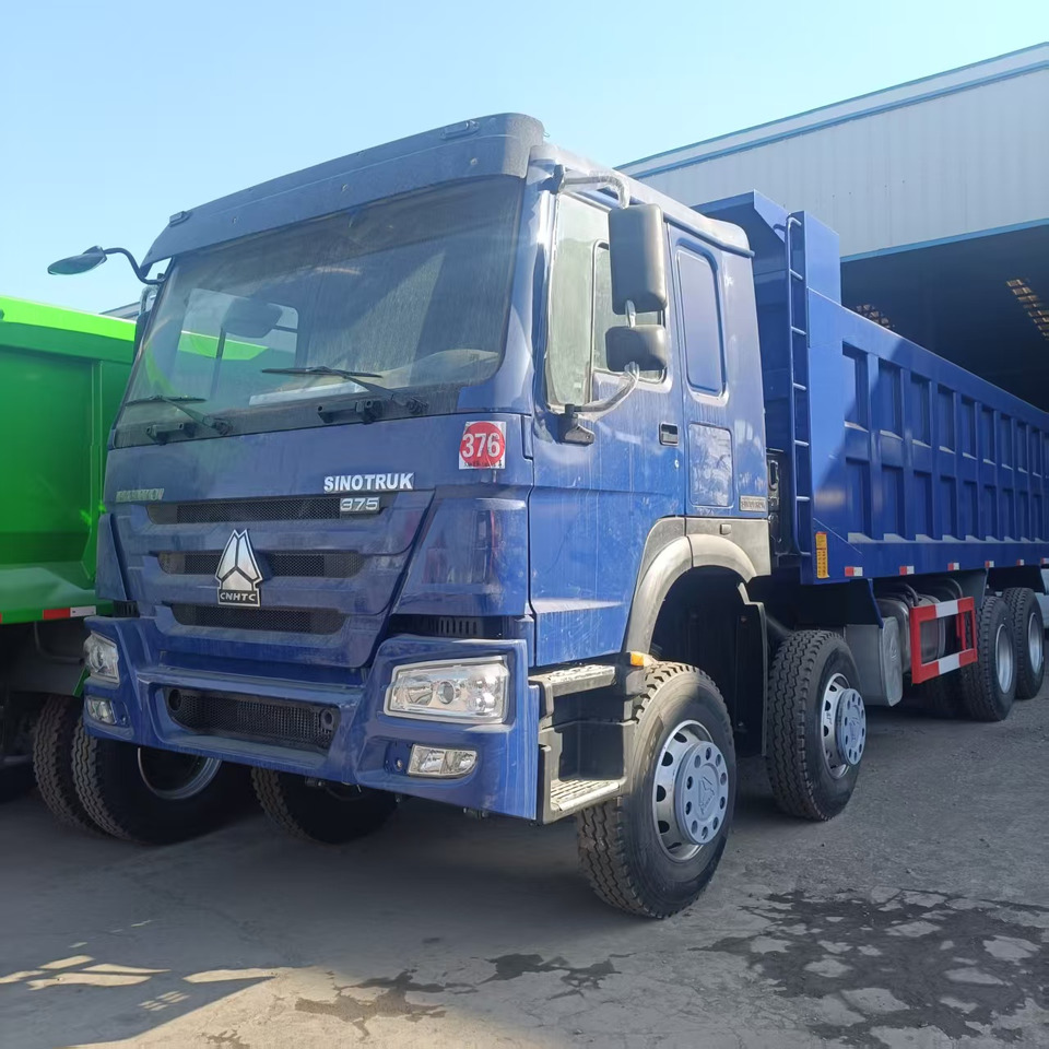 SINOTRUK HOWO 8x4 - מזהיר: תמונה 3 SINOTRUK HOWO 8x4 - מזהיר: תמונה 3