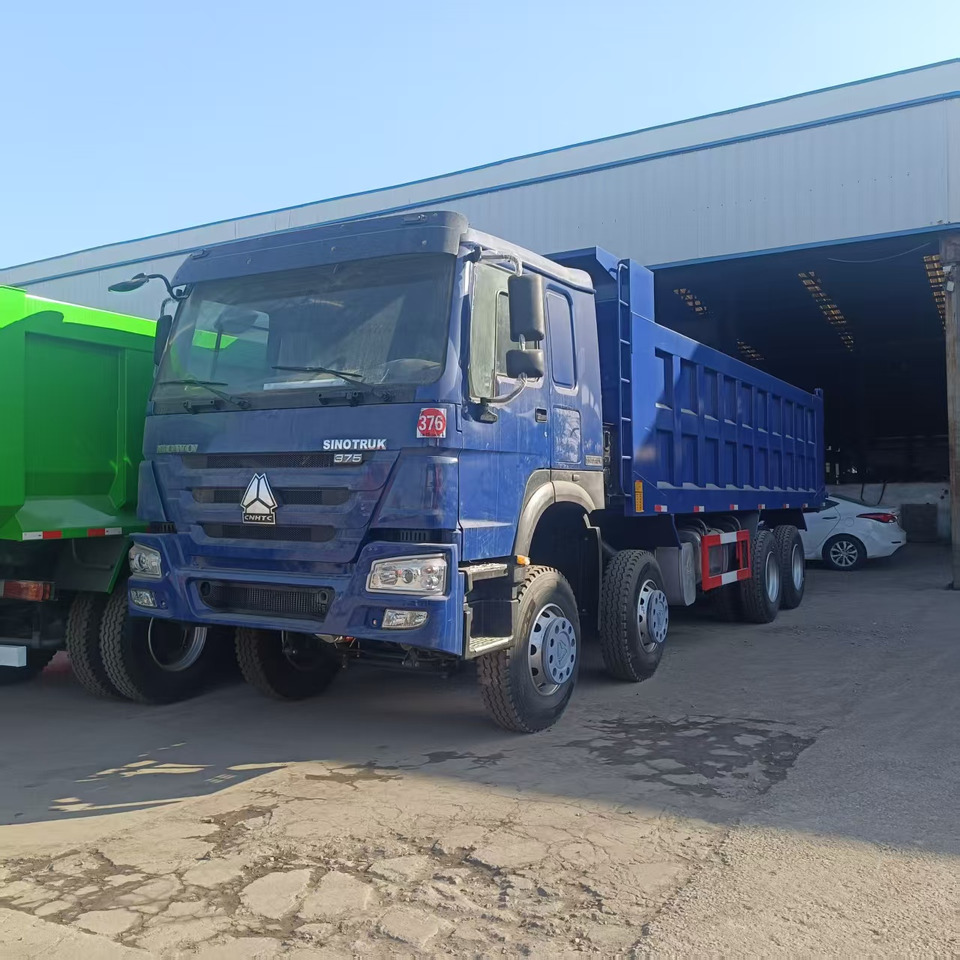SINOTRUK HOWO 8x4 - מזהיר: תמונה 5 SINOTRUK HOWO 8x4 - מזהיר: תמונה 5