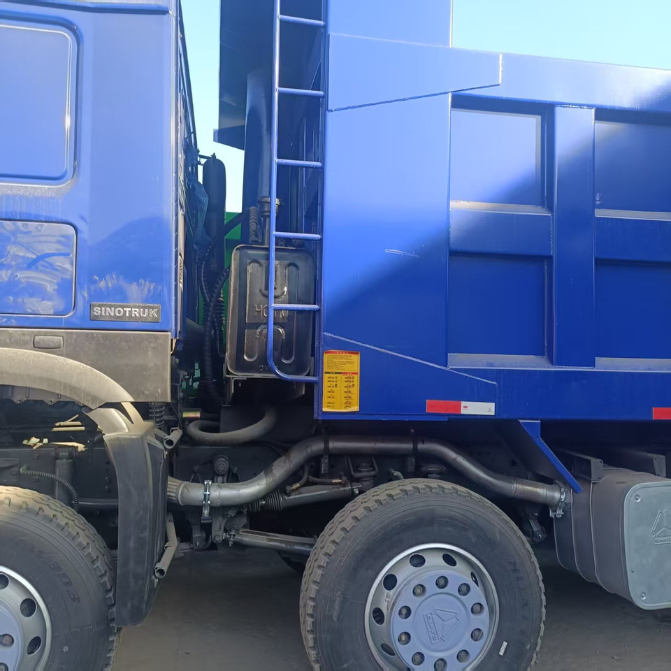 מזהיר SINOTRUK HOWO 8x4: תמונה 6