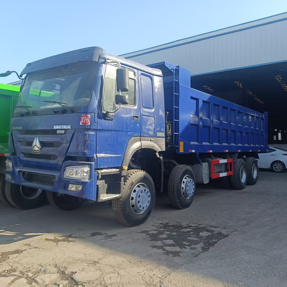 SINOTRUK HOWO 8x4 - מזהיר: תמונה 1 SINOTRUK HOWO 8x4 - מזהיר: תמונה 1