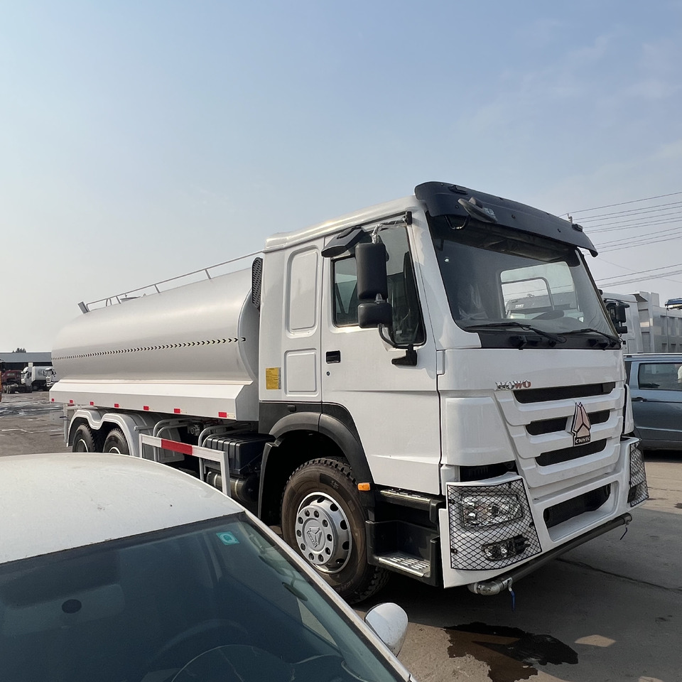 SINOTRUK HOWO sprinkler - משאית מכל: תמונה 3 SINOTRUK HOWO sprinkler - משאית מכל: תמונה 3
