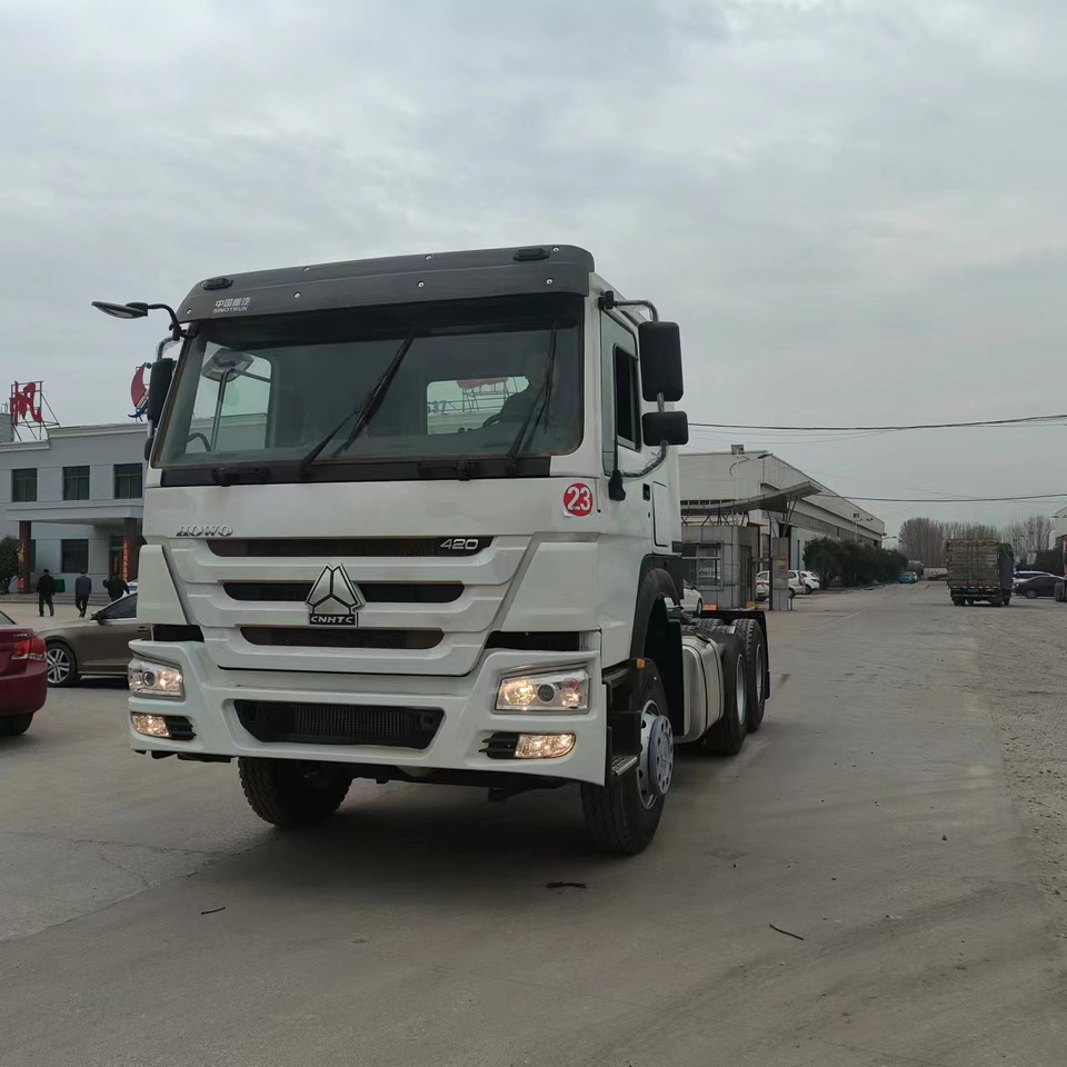 SINOTRUK HOWO trailer head - יחידת טרקטור: תמונה 2 SINOTRUK HOWO trailer head - יחידת טרקטור: תמונה 2