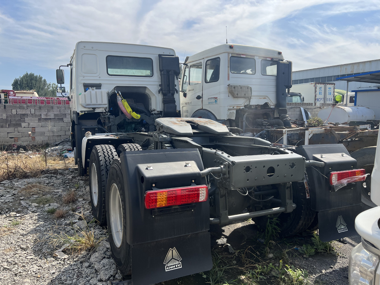 SINOTRUK HOWO trailer head - יחידת טרקטור: תמונה 5 SINOTRUK HOWO trailer head - יחידת טרקטור: תמונה 5