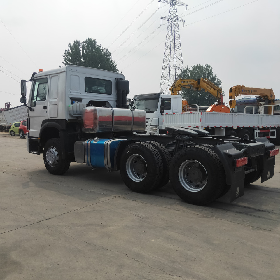 SINOTRUK HOWO - יחידת טרקטור: תמונה 4 SINOTRUK HOWO - יחידת טרקטור: תמונה 4