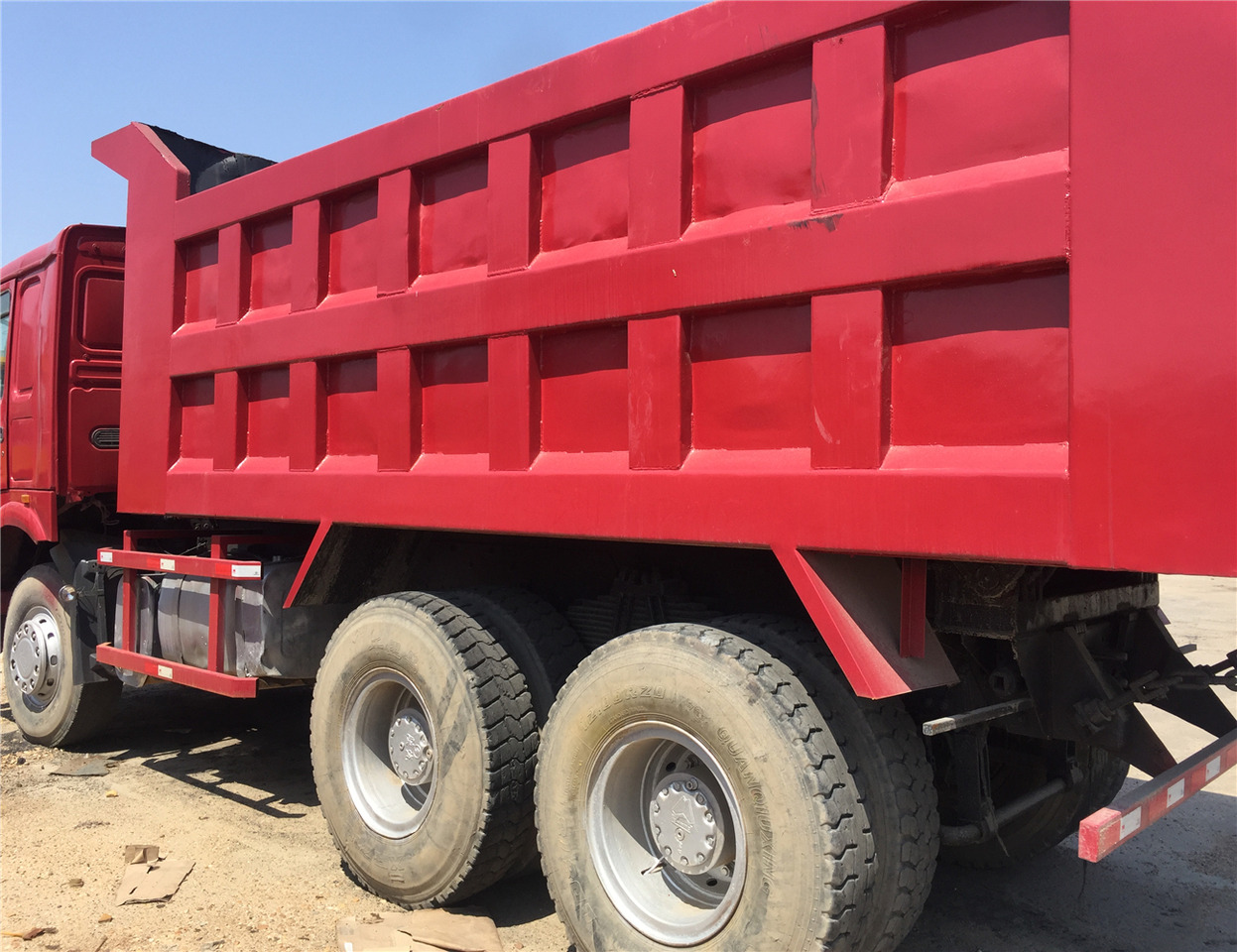 SINOTRUK HOWO - מזהיר: תמונה 2 SINOTRUK HOWO - מזהיר: תמונה 2