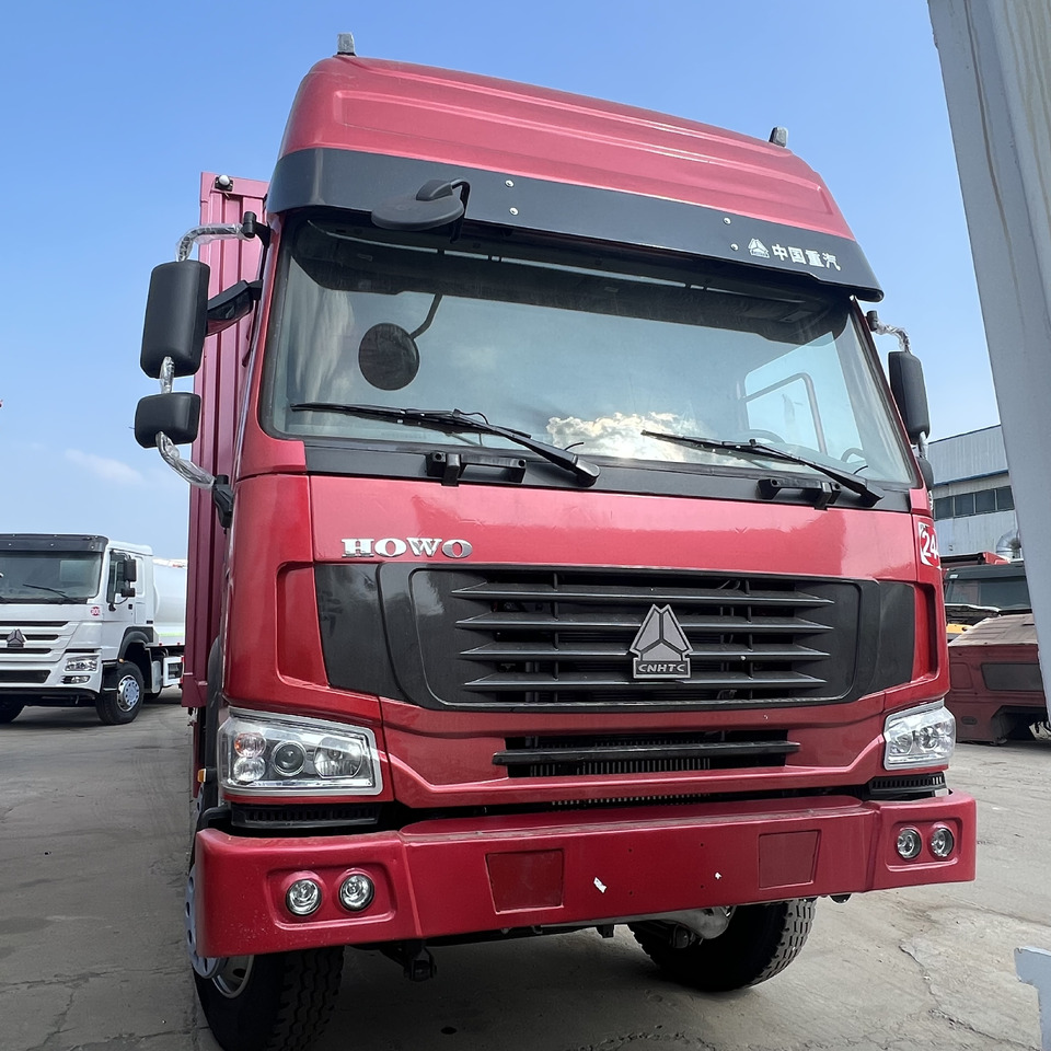 SINOTRUK HOWO - משאית תיבה: תמונה 2 SINOTRUK HOWO - משאית תיבה: תמונה 2