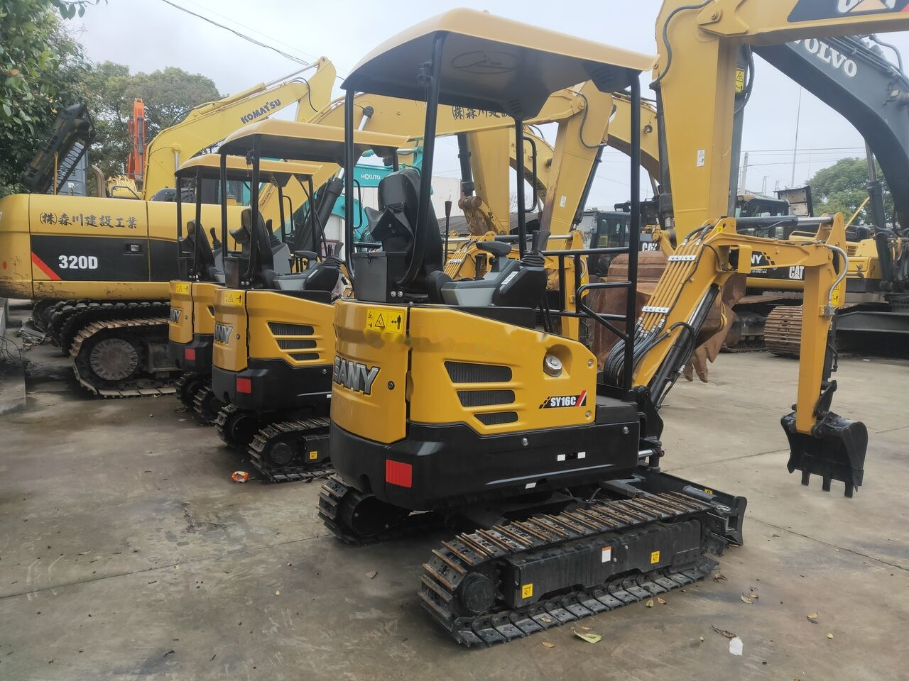 Sany SY16C - מיני מחפר: תמונה 1 Sany SY16C - מיני מחפר: תמונה 1