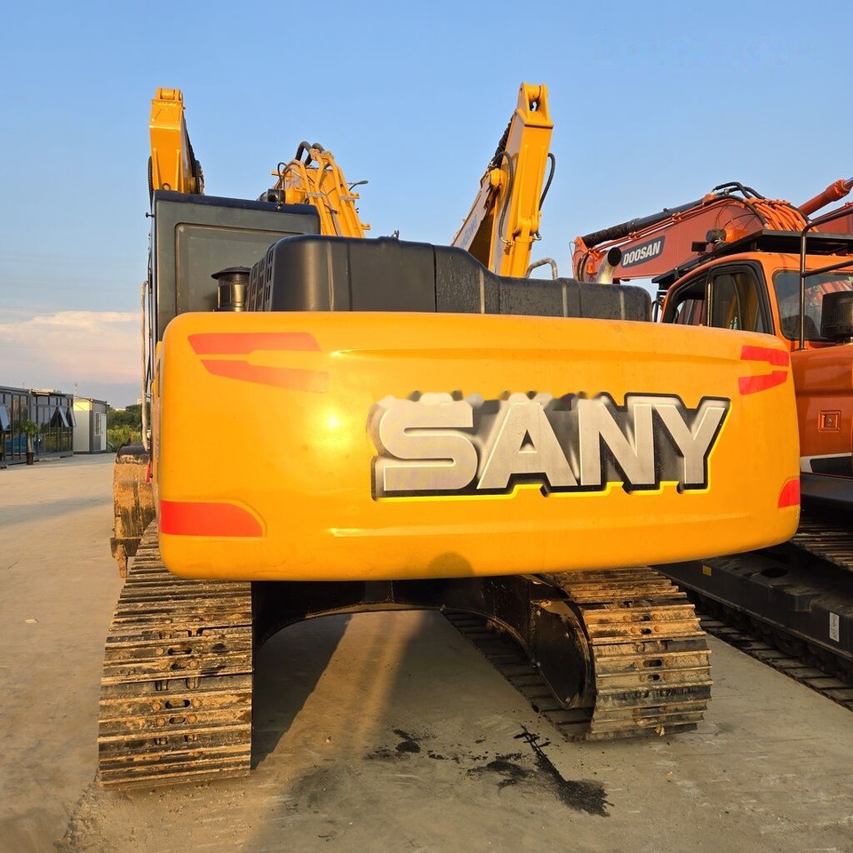 Sany SY215C - מחפר סורק: תמונה 1 Sany SY215C - מחפר סורק: תמונה 1