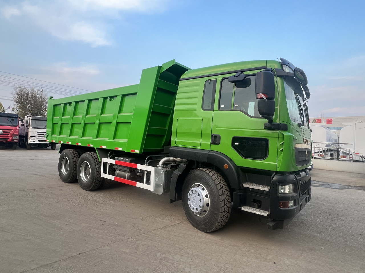 Sinotruk HOWO - מזהיר: תמונה 5 Sinotruk HOWO - מזהיר: תמונה 5