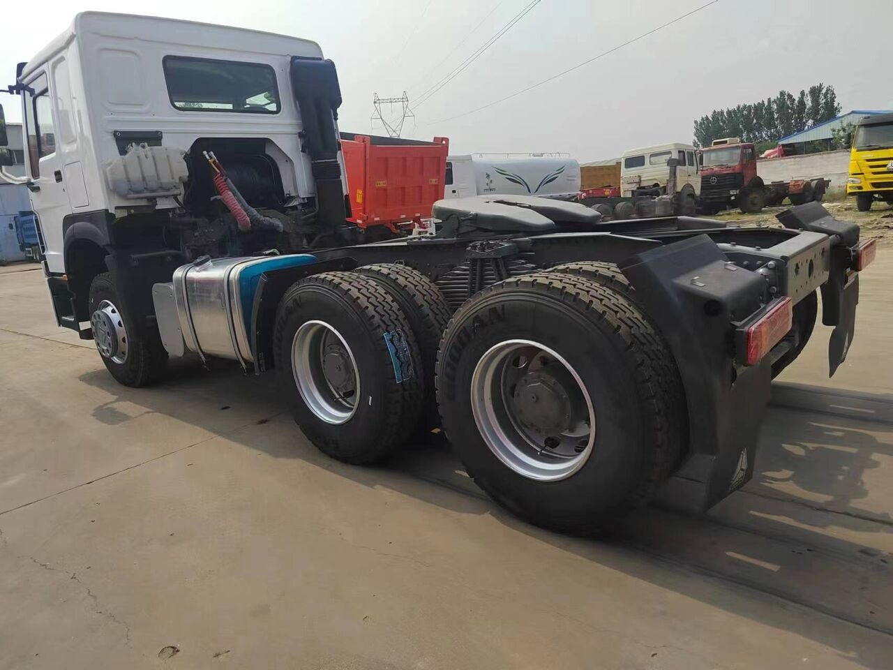 Sinotruk Howo 420 - יחידת טרקטור: תמונה 5 Sinotruk Howo 420 - יחידת טרקטור: תמונה 5