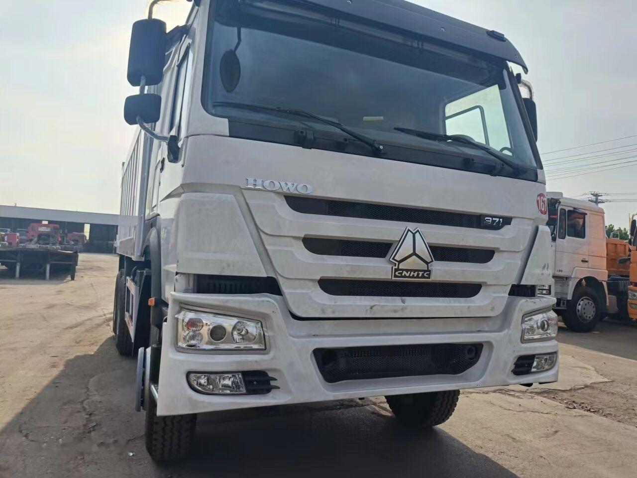 Sinotruk Howo 6*4 - מזהיר: תמונה 4 Sinotruk Howo 6*4 - מזהיר: תמונה 4