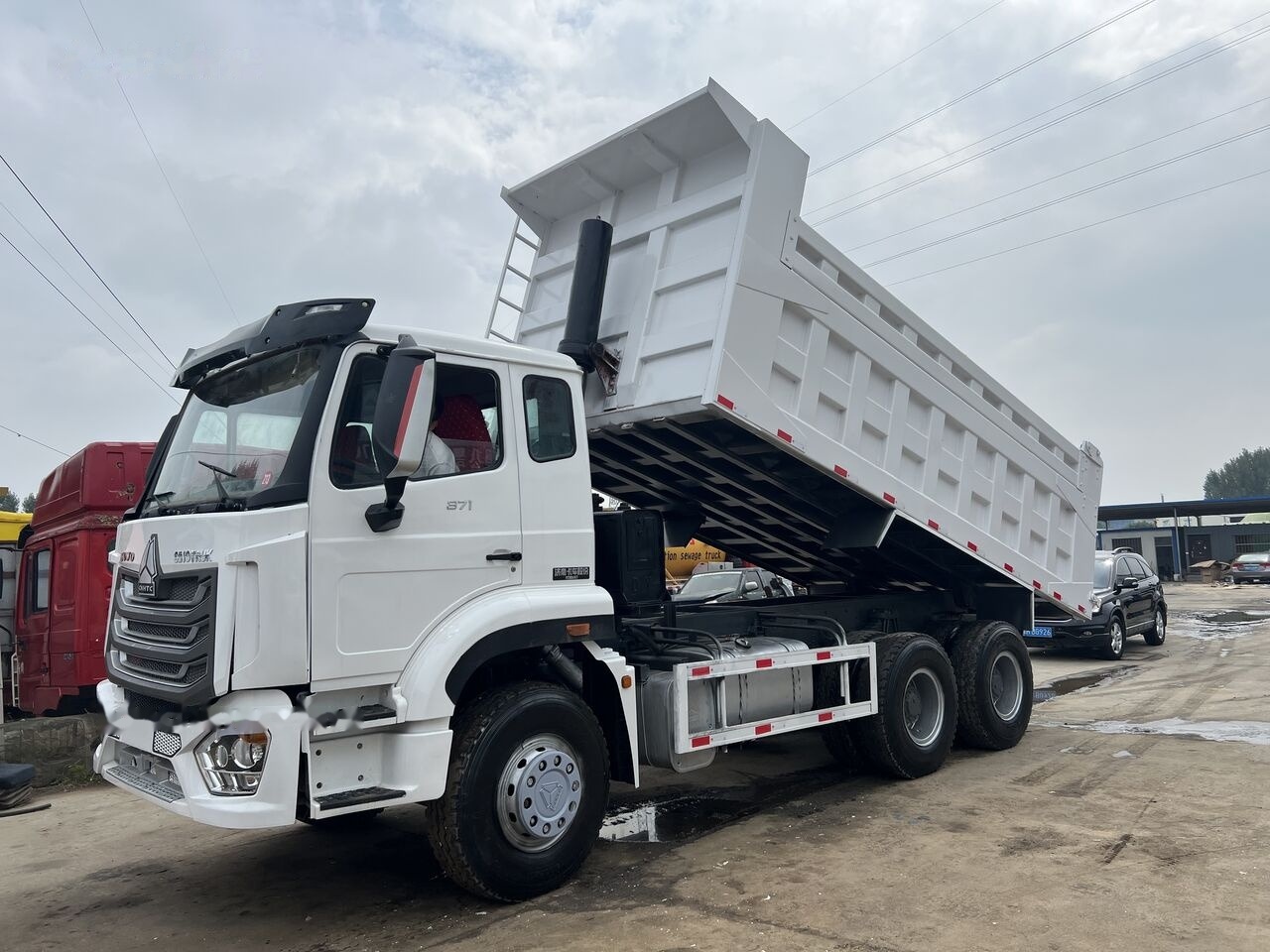 Sinotruk Howo - מזהיר: תמונה 1 Sinotruk Howo - מזהיר: תמונה 1