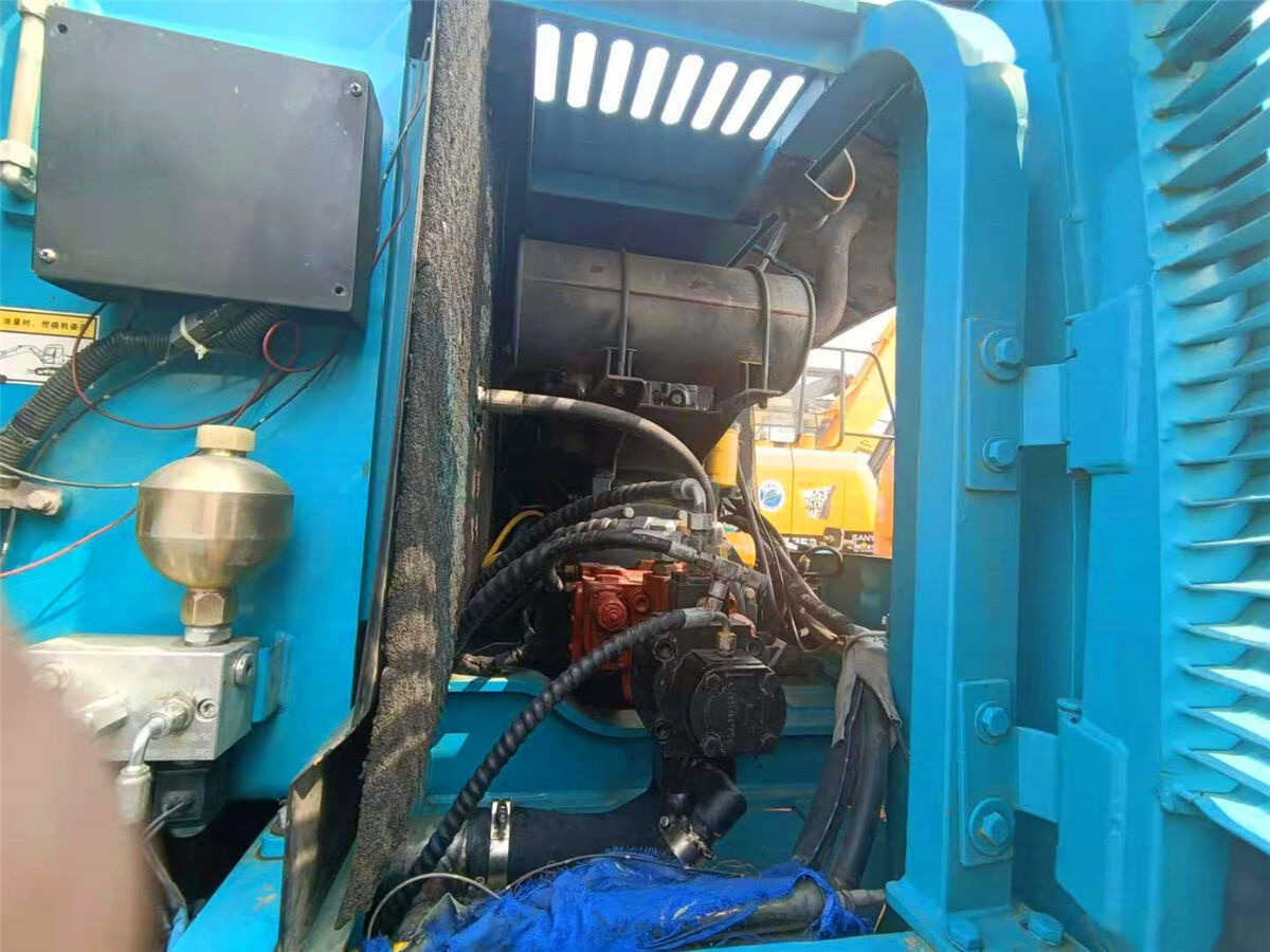 מחפר סורק Sunward SWE90: תמונה 8