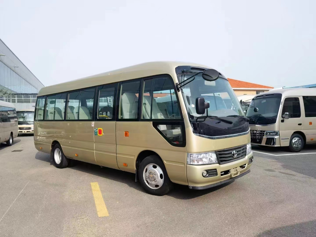 TOYOTA COASTER - אוטובוס: תמונה 1 TOYOTA COASTER - אוטובוס: תמונה 1