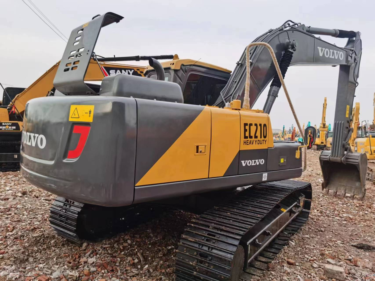 Volvo EC210 - מחפר סורק: תמונה 4 Volvo EC210 - מחפר סורק: תמונה 4