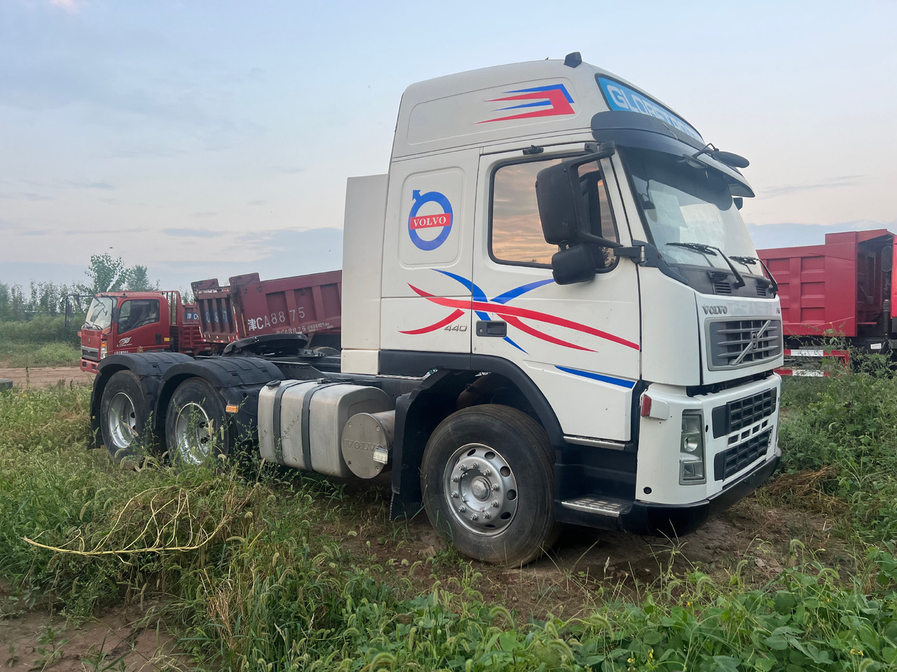 Volvo FM440 - יחידת טרקטור: תמונה 1 Volvo FM440 - יחידת טרקטור: תמונה 1