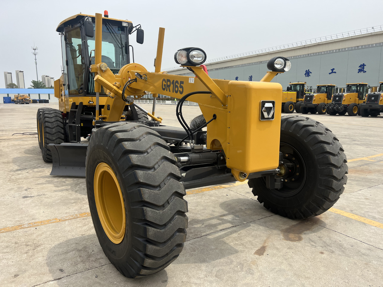 XCMG GR165 - מפלסת: תמונה 5 XCMG GR165 - מפלסת: תמונה 5