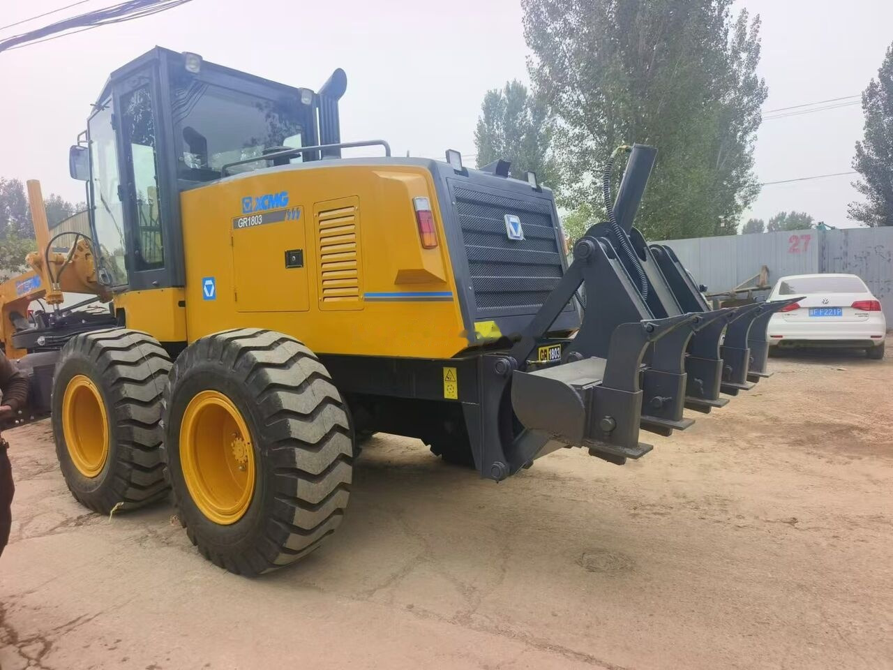מפלסת XCMG GR1803: תמונה 6