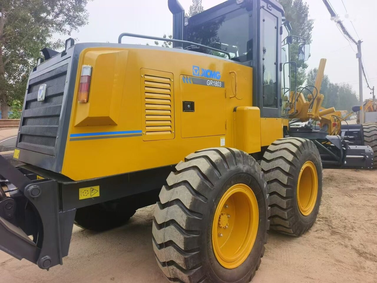 מפלסת XCMG GR1803: תמונה 8