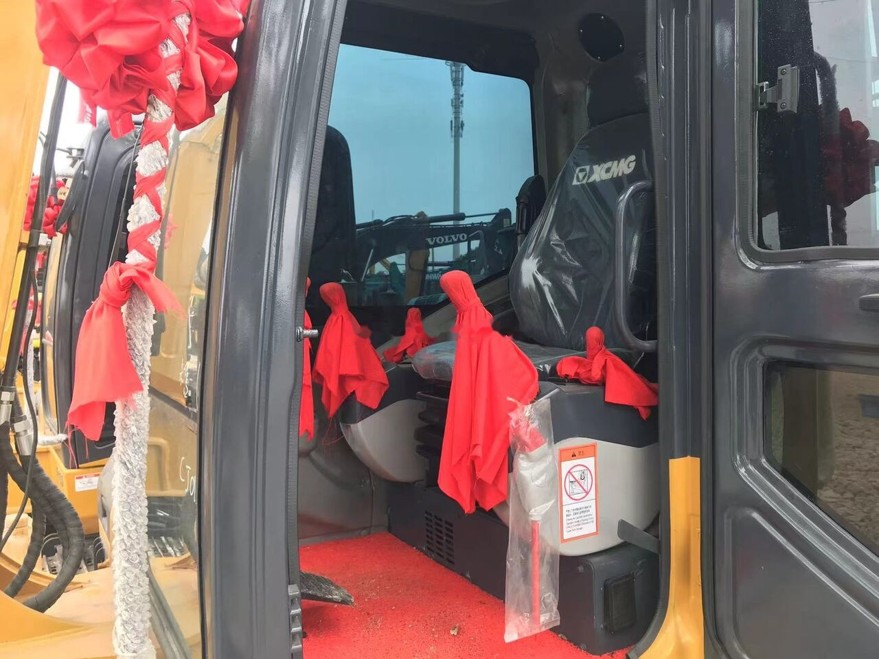 XCMG XE60DA - מיני מחפר: תמונה 2 XCMG XE60DA - מיני מחפר: תמונה 2
