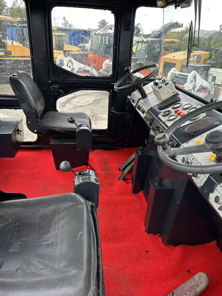 XCMG XP262 - רולר כביש: תמונה 4 XCMG XP262 - רולר כביש: תמונה 4