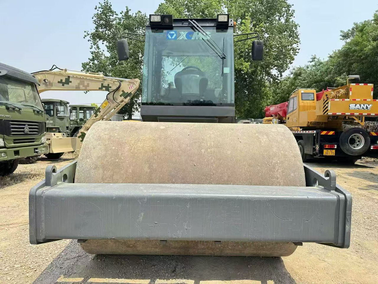 XCMG XS142J - רולר כביש: תמונה 4 XCMG XS142J - רולר כביש: תמונה 4