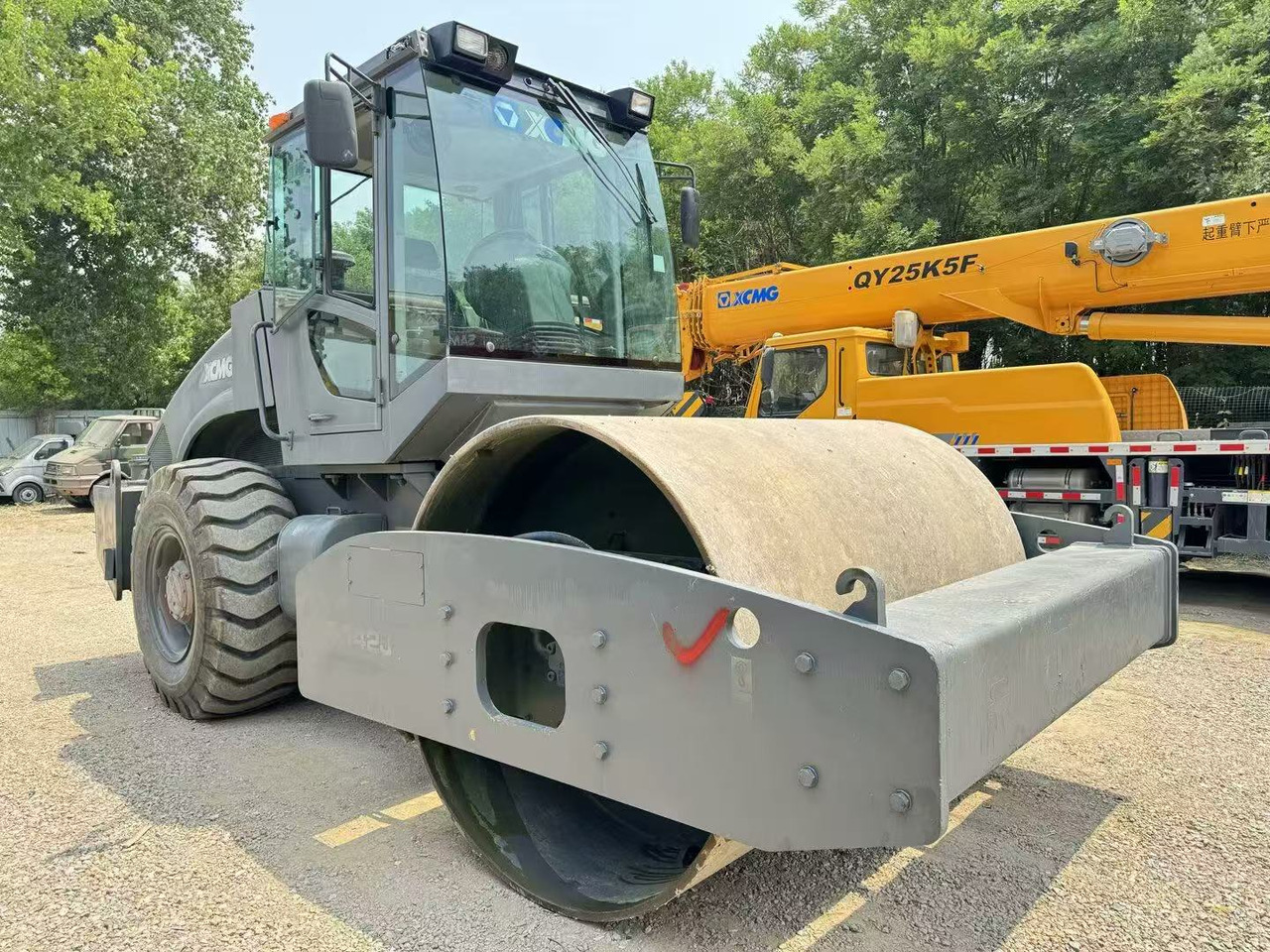 XCMG XS142J - רולר כביש: תמונה 3 XCMG XS142J - רולר כביש: תמונה 3