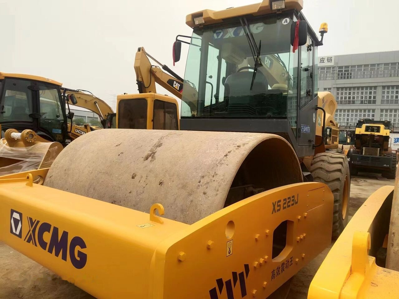 XCMG XS223J - מדחס: תמונה 3 XCMG XS223J - מדחס: תמונה 3