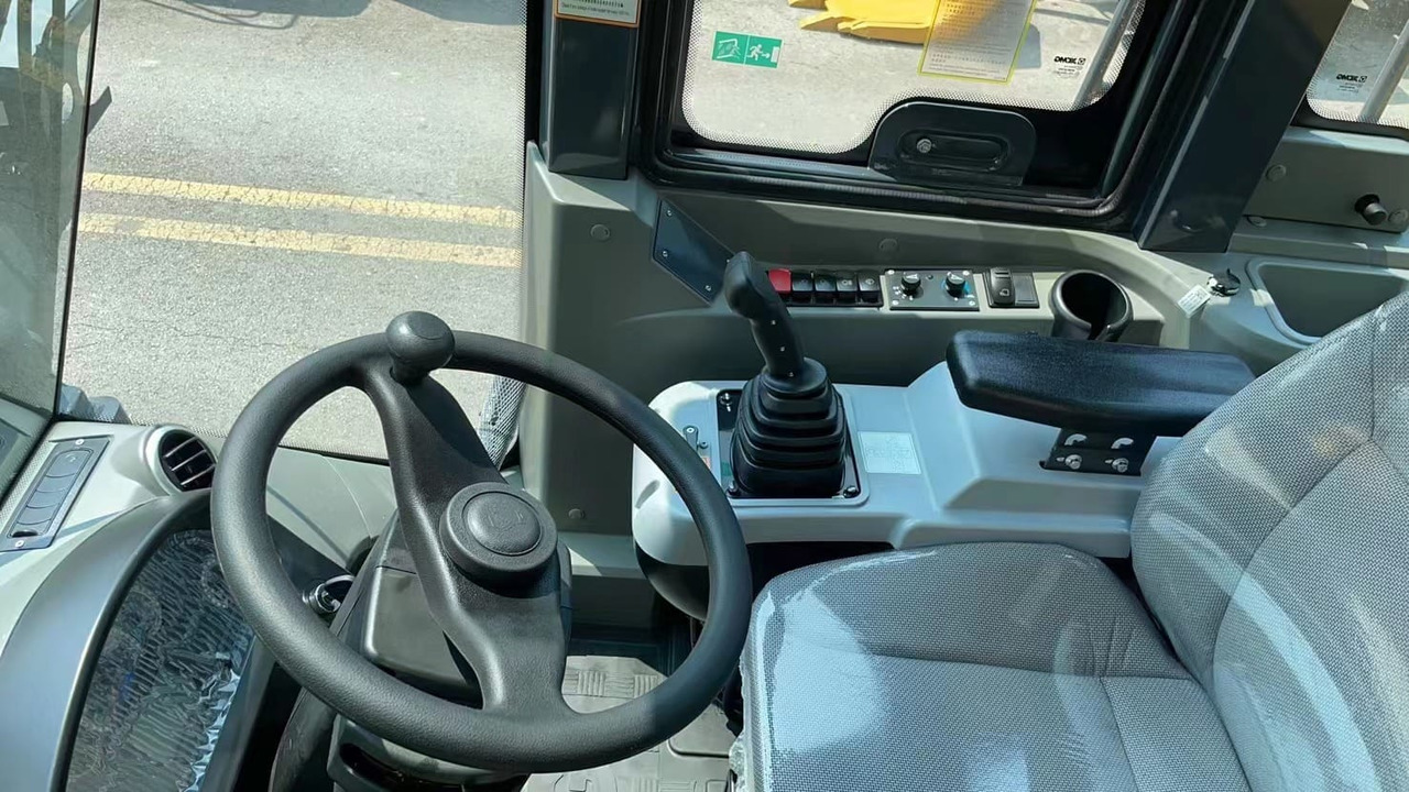 XCMG ZL50GN - מעמיס גלגלים: תמונה 5 XCMG ZL50GN - מעמיס גלגלים: תמונה 5