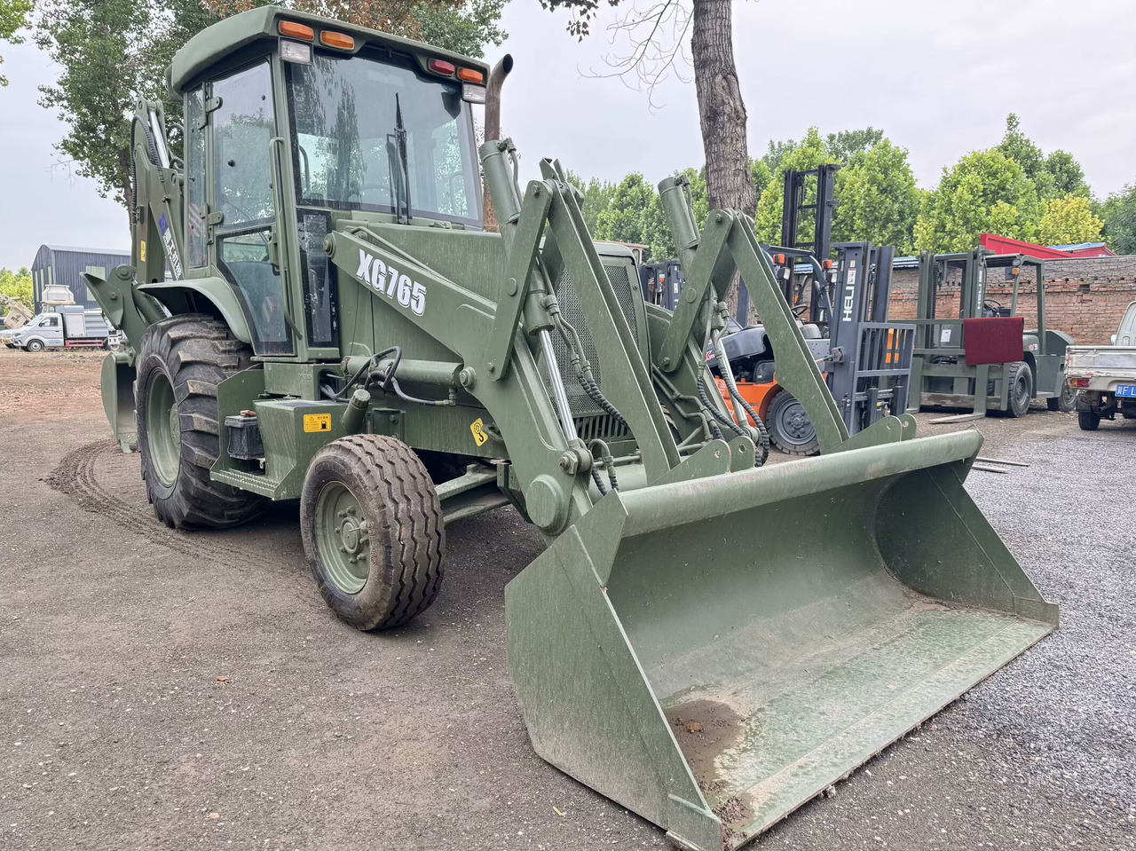 XIAGONG XG765 - מחפרון: תמונה 4 XIAGONG XG765 - מחפרון: תמונה 4