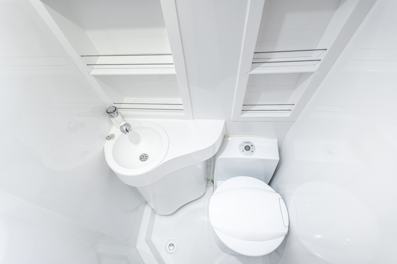 Mercedes-Benz Sprinter - מוטורהום: תמונה 5 Mercedes-Benz Sprinter - מוטורהום: תמונה 5